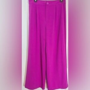 NWT Sincerely Jules Fuchsia Pleated Wide Leg Pants with back pockets, Size 11